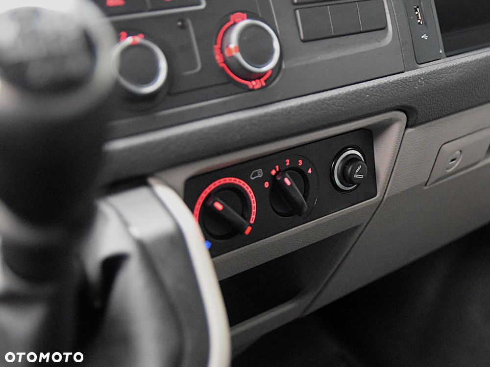 Volkswagen Transporter - 20