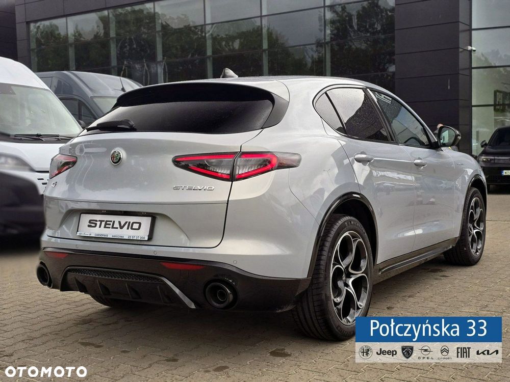 Alfa Romeo Stelvio - 6