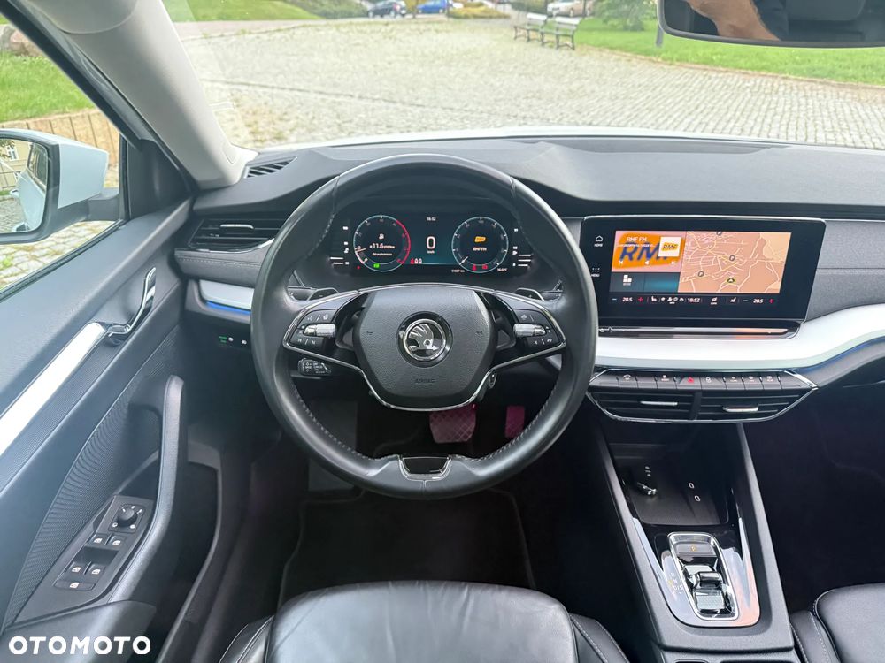 Skoda Octavia 2.0 TDI DSG Style - 9