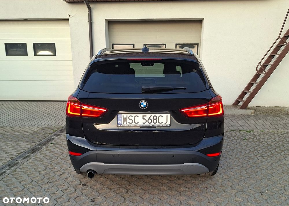 BMW X1 sDrive16d - 8