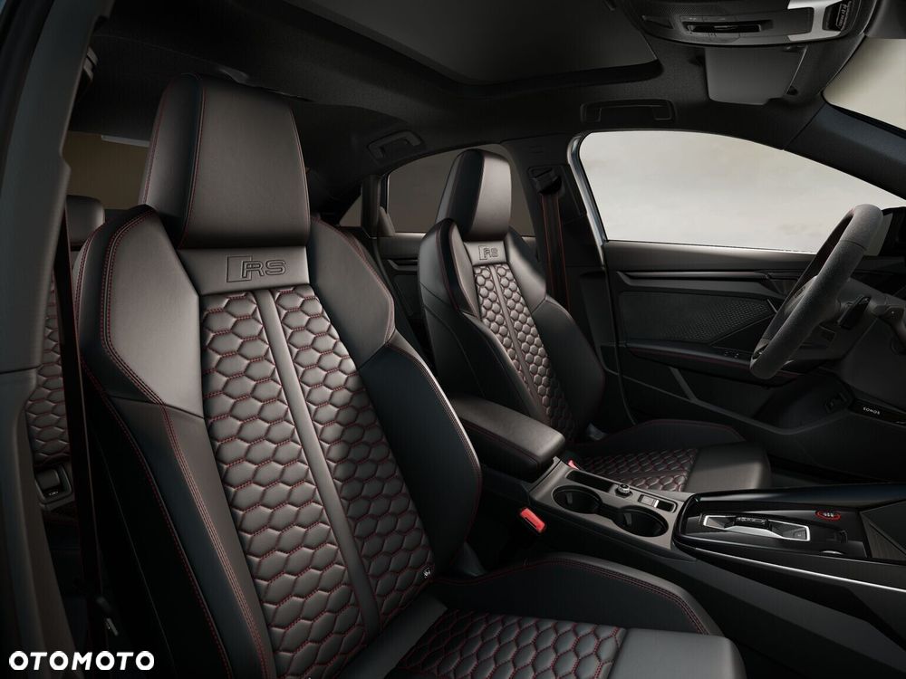 Audi RS3 Limousine - 6