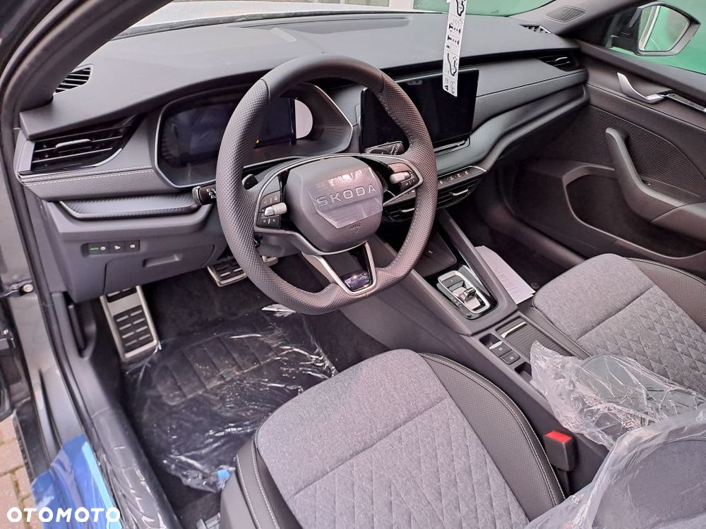 Skoda Octavia 1.5 TSI mHEV Sportline DSG - 5