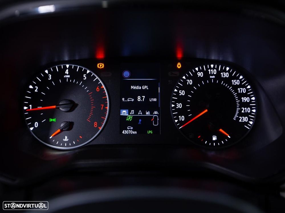 Renault Clio 1.0 TCe Evolution Bi-Fuel - 19