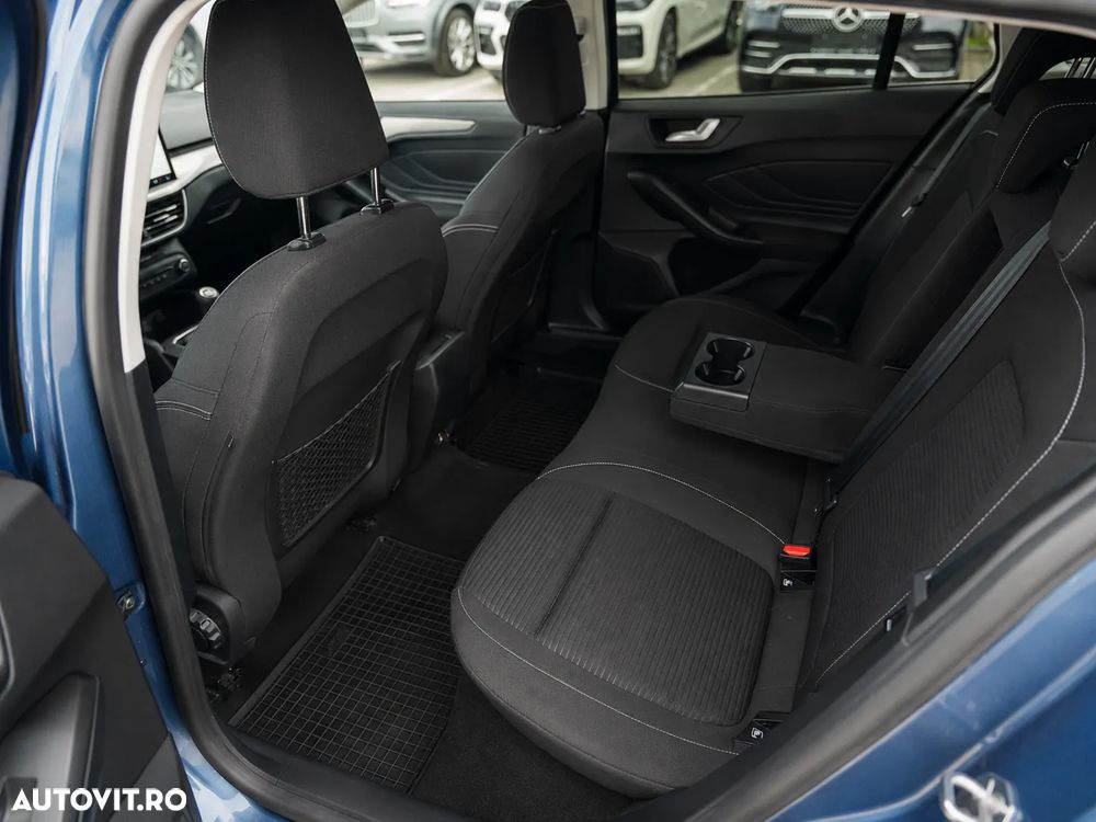 Ford Focus 1.0 EcoBoost Titanium - 17