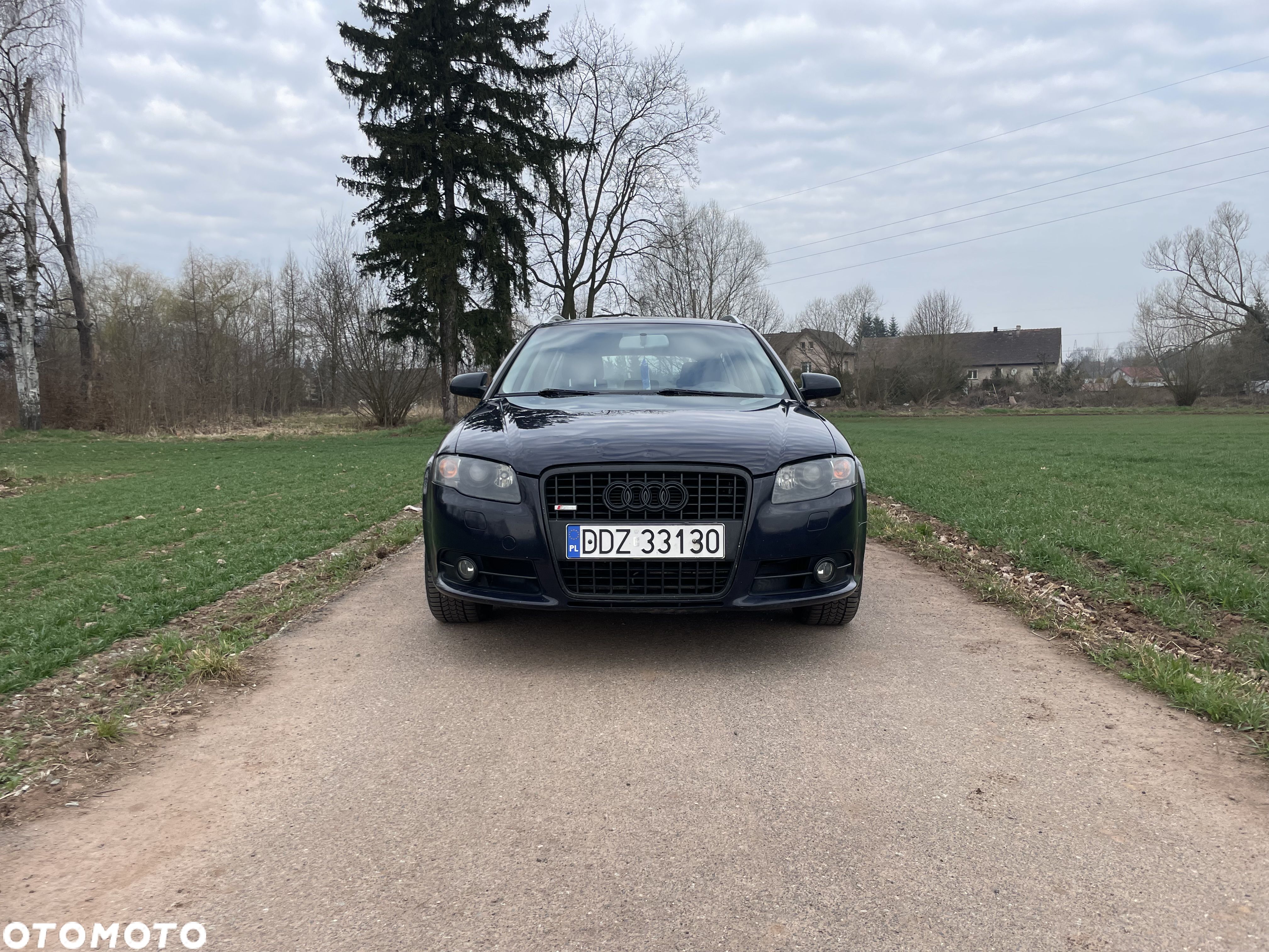 Audi A4 - 1