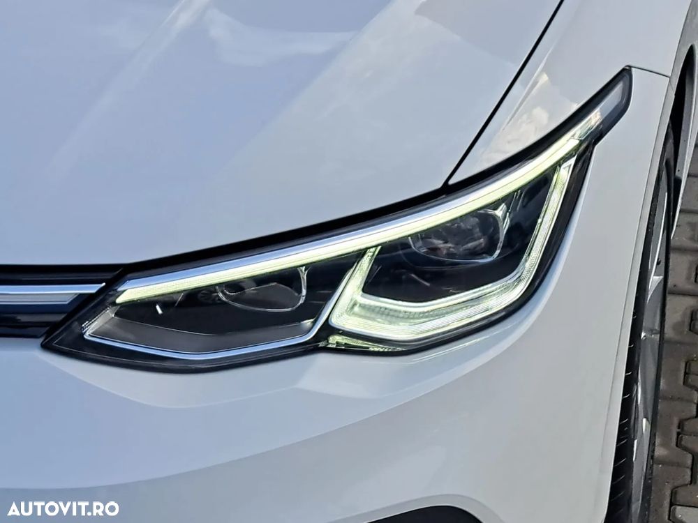 Volkswagen Golf 1.5 eTSI ACT DSG MHEV Style - 35