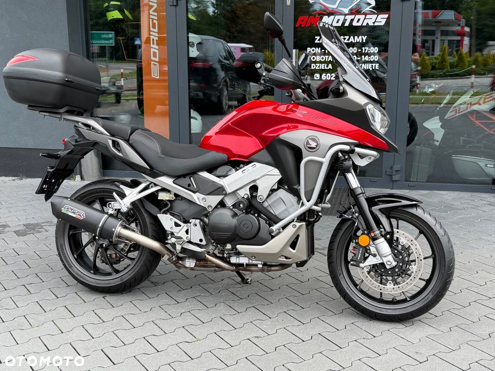 Honda VFR - 2
