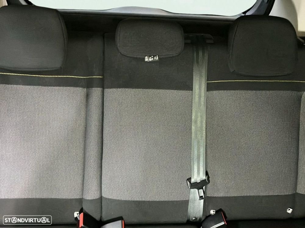 Citroën C3 1.2 PureTech C-Series - 18