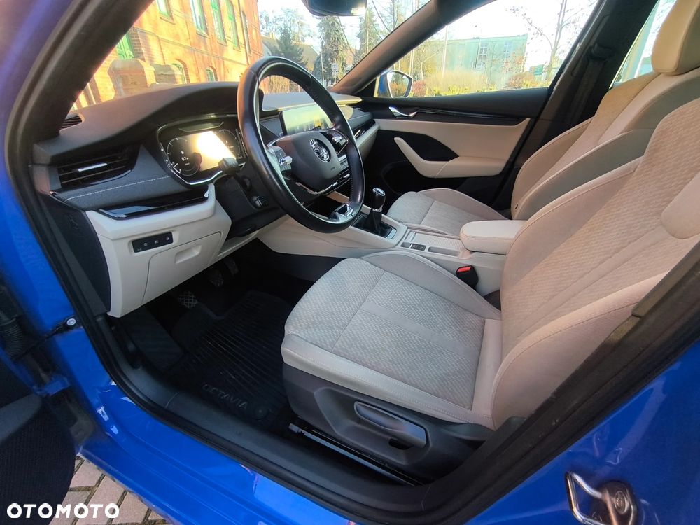 Skoda Octavia 1.5 TSI ACT Style - 16