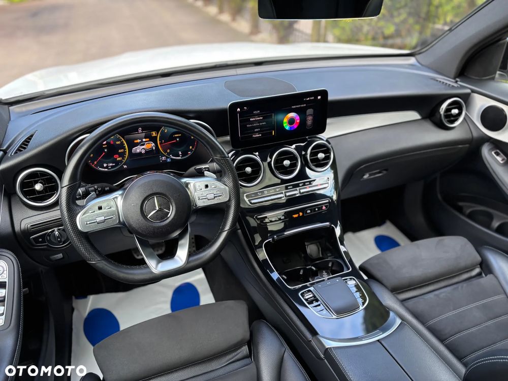Mercedes-Benz GLC 220 d 4Matic 9G-TRONIC AMG Line - 25