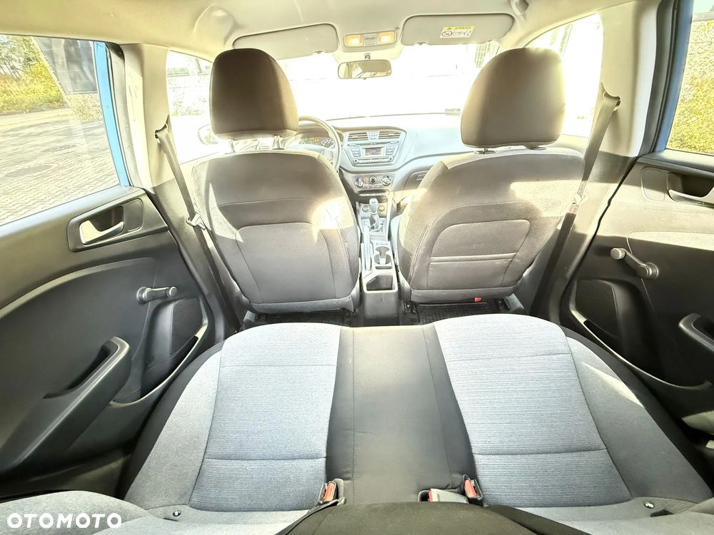 Hyundai i20 1.2 BlueDrive Go - 16