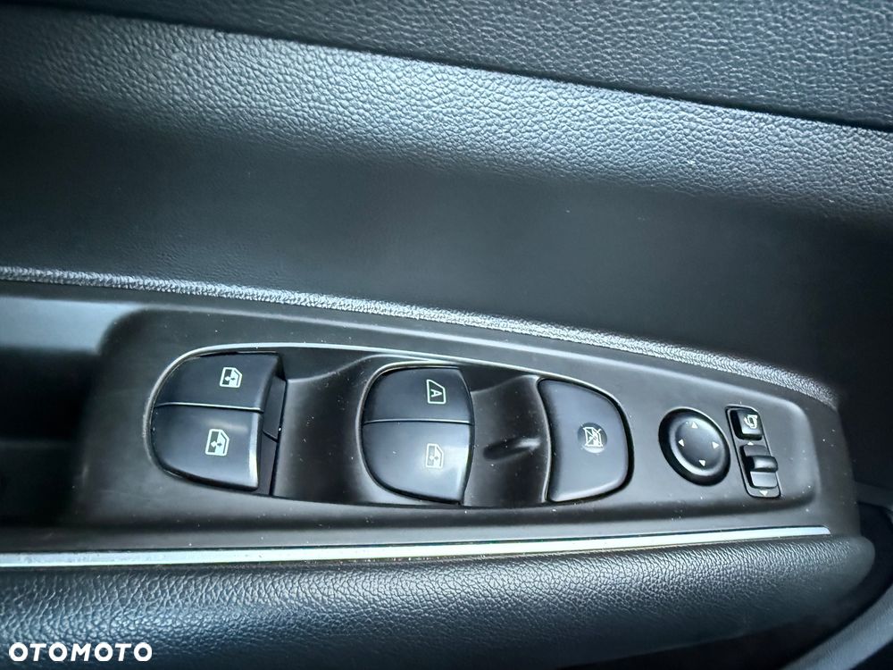Renault Koleos ENERGY dCi 175 4WD INTENS - 32