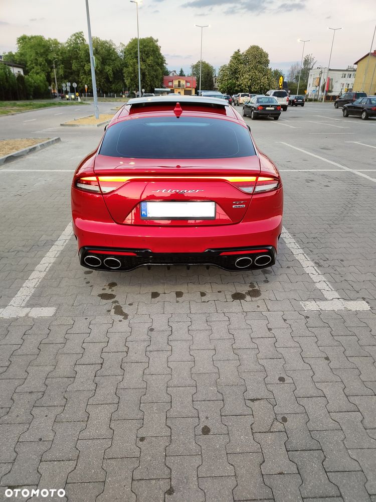 Kia Stinger - 4