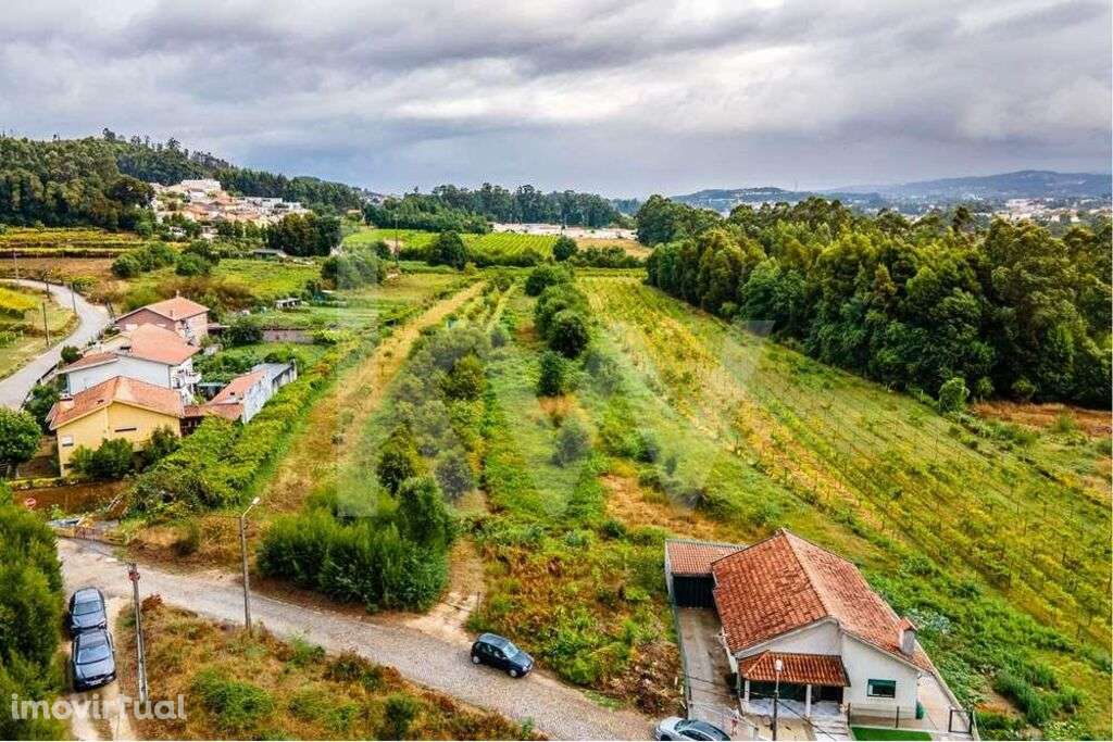 Terreno c/3780 m2 | Estação de comboio | Moradia 4 frentes | 30 min. d - Grande imagem: 2/9