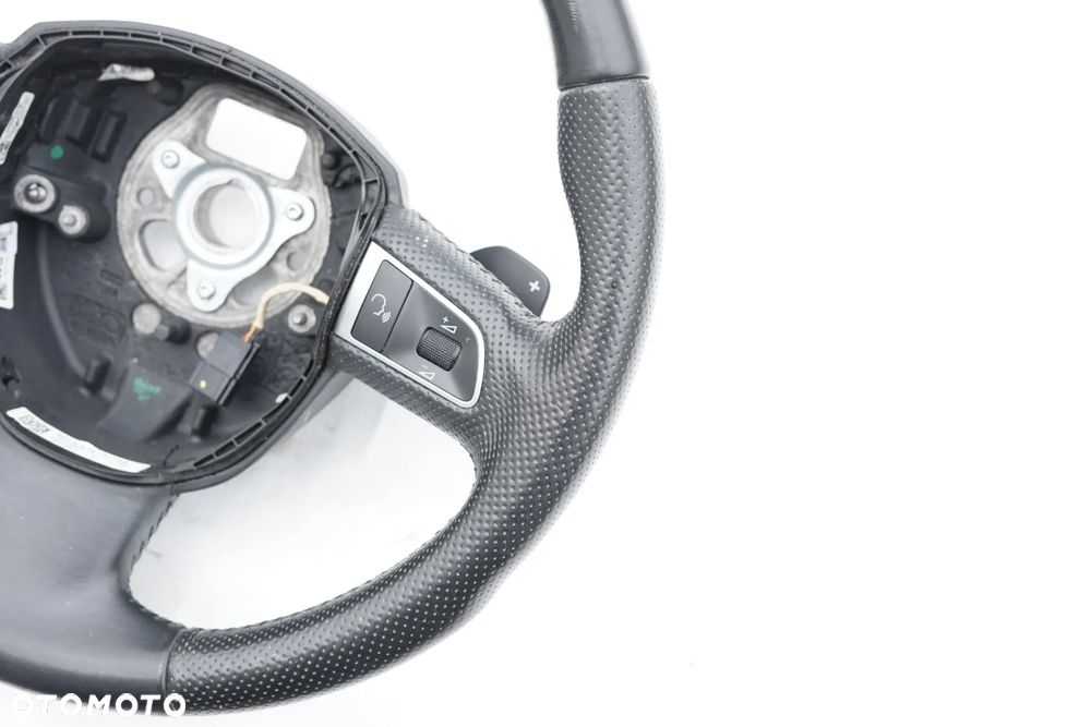 Kierownica skórzana multi Audi A5 8T Łopatki 8R0419091G - 4