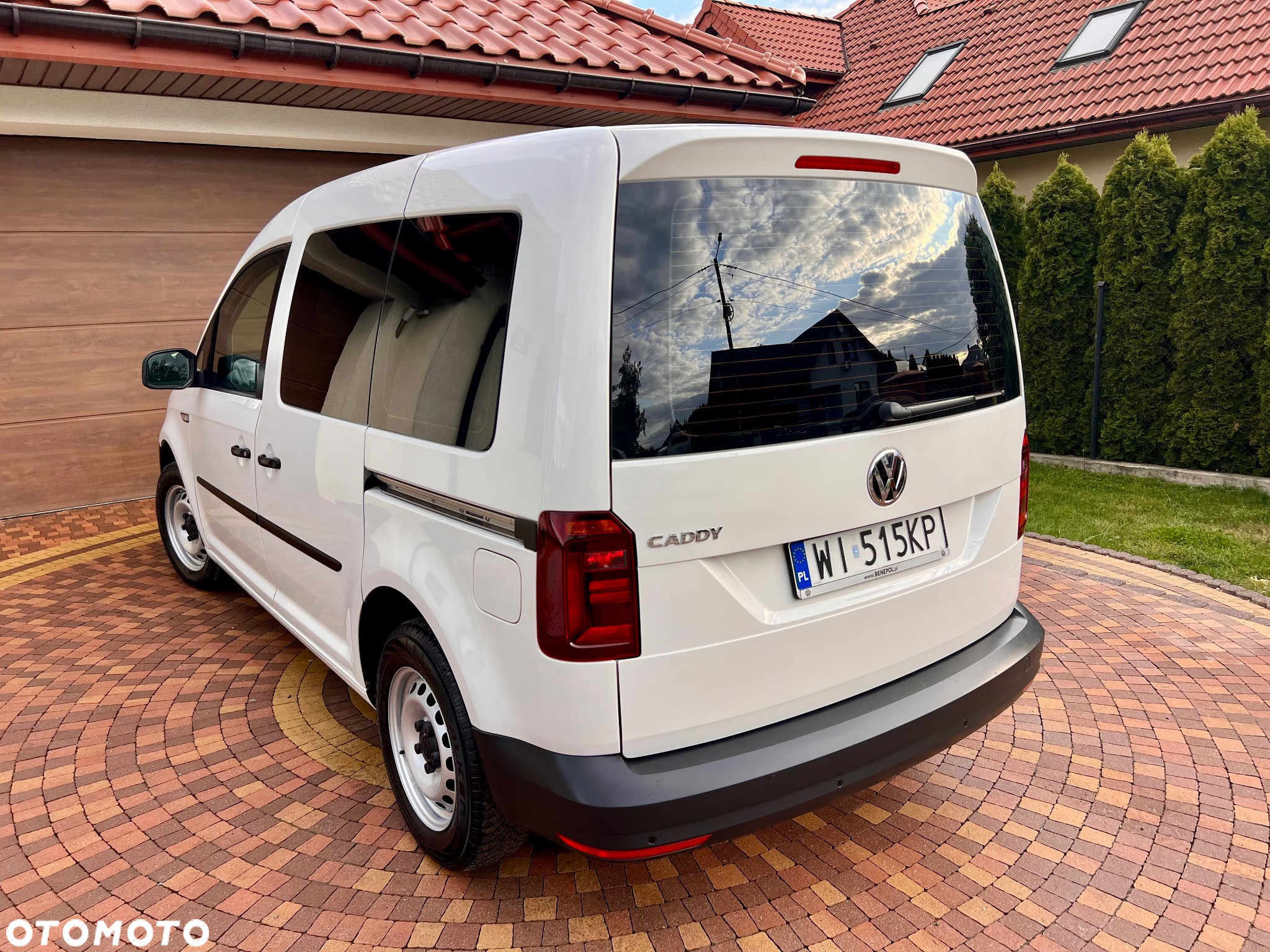 Volkswagen Caddy 2.0 TDI Comfortline - 27