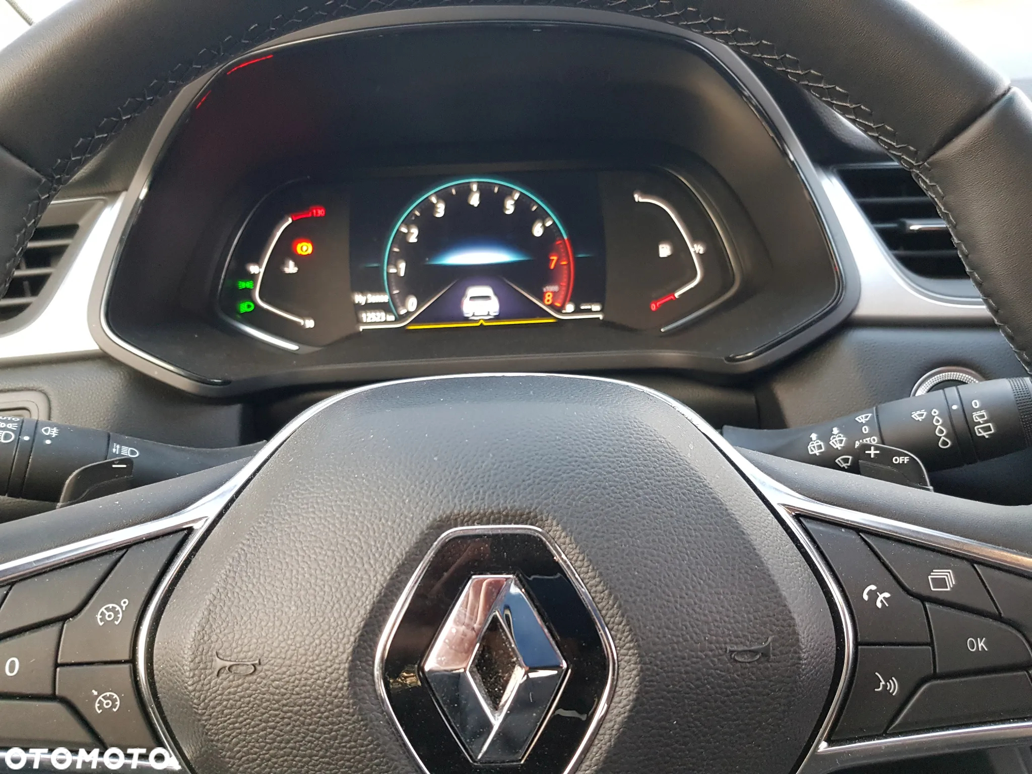 Renault Captur 1.3 TCe mHEV Techno EDC - 10