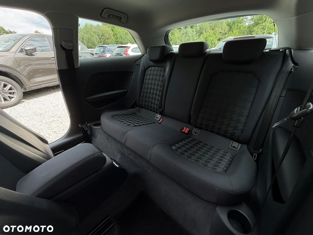 Audi A3 3-drzwiowe 1.4 TFSI Ambiente - 21