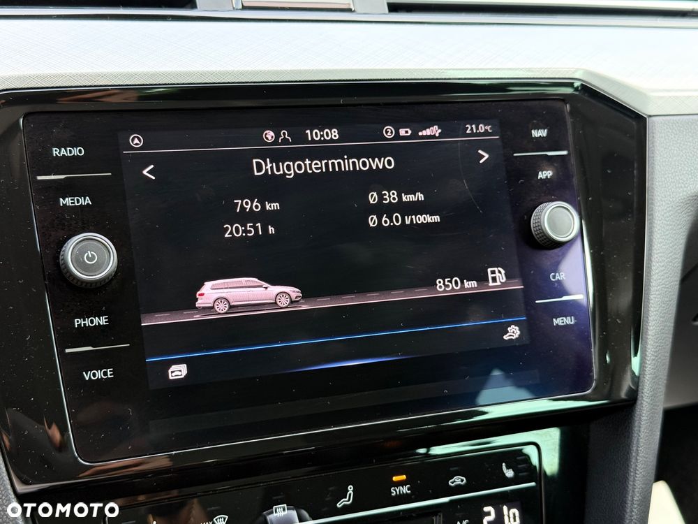 Volkswagen Passat 2.0 TDI SCR DSG Business - 26