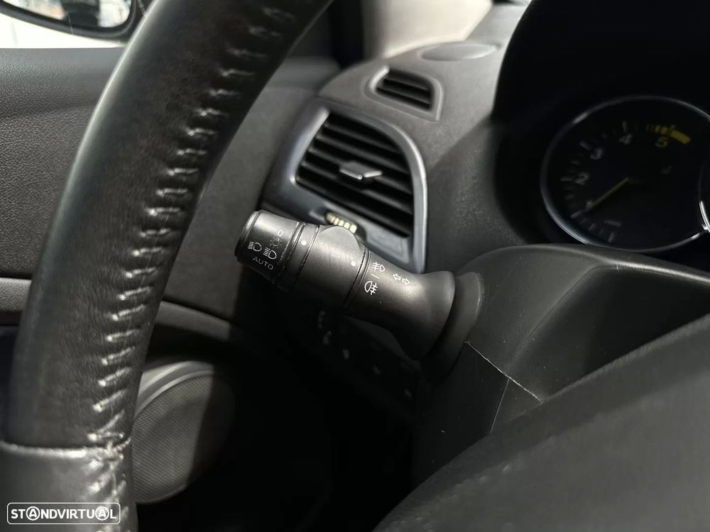 Renault Mégane Sport Tourer 1.5 dCi Limited - 38