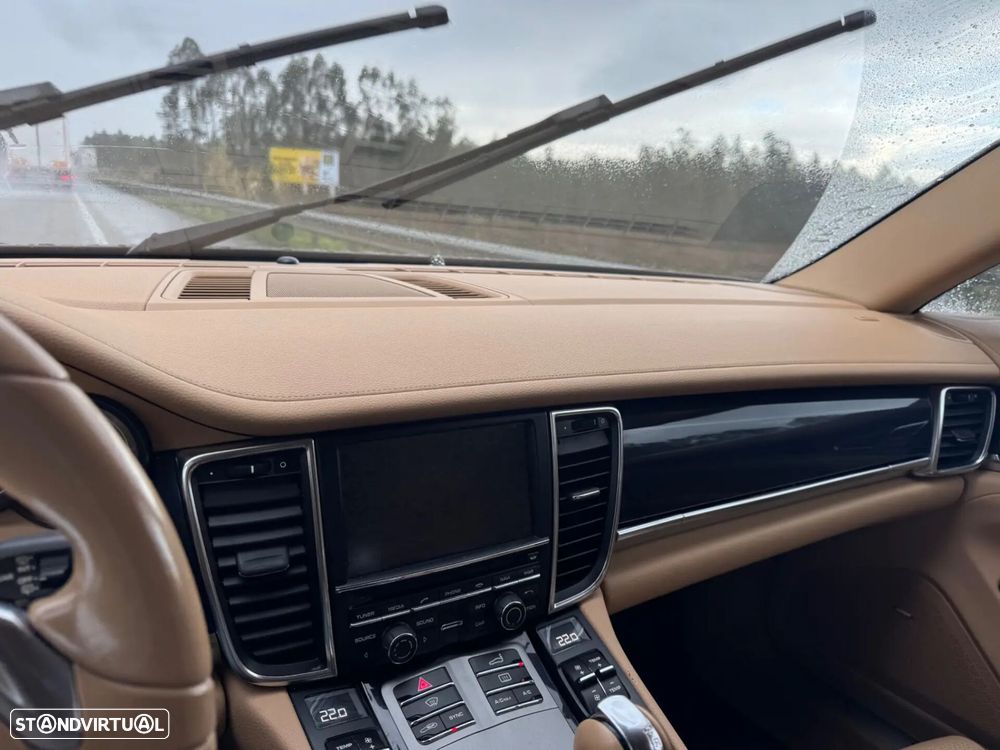 Porsche Panamera S E-Hybrid - 10