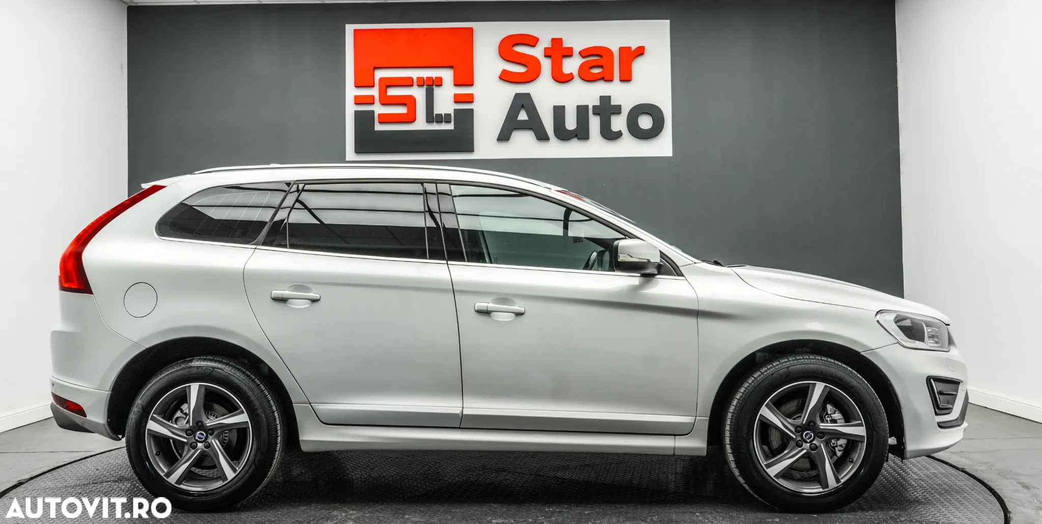 Volvo XC 60 D4AWD R-Design - 11