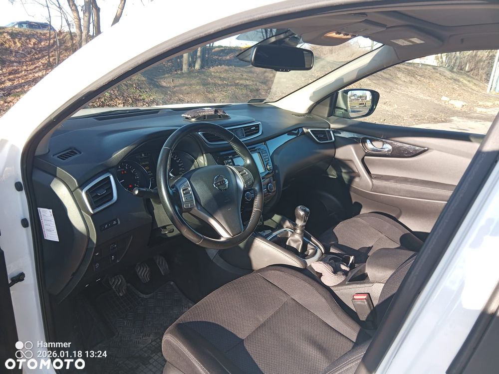 Nissan Qashqai 1.6 DIG-T N-Connecta - 10