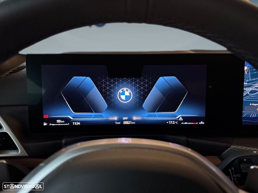 BMW 318 d Pack Desportivo M Auto - 11