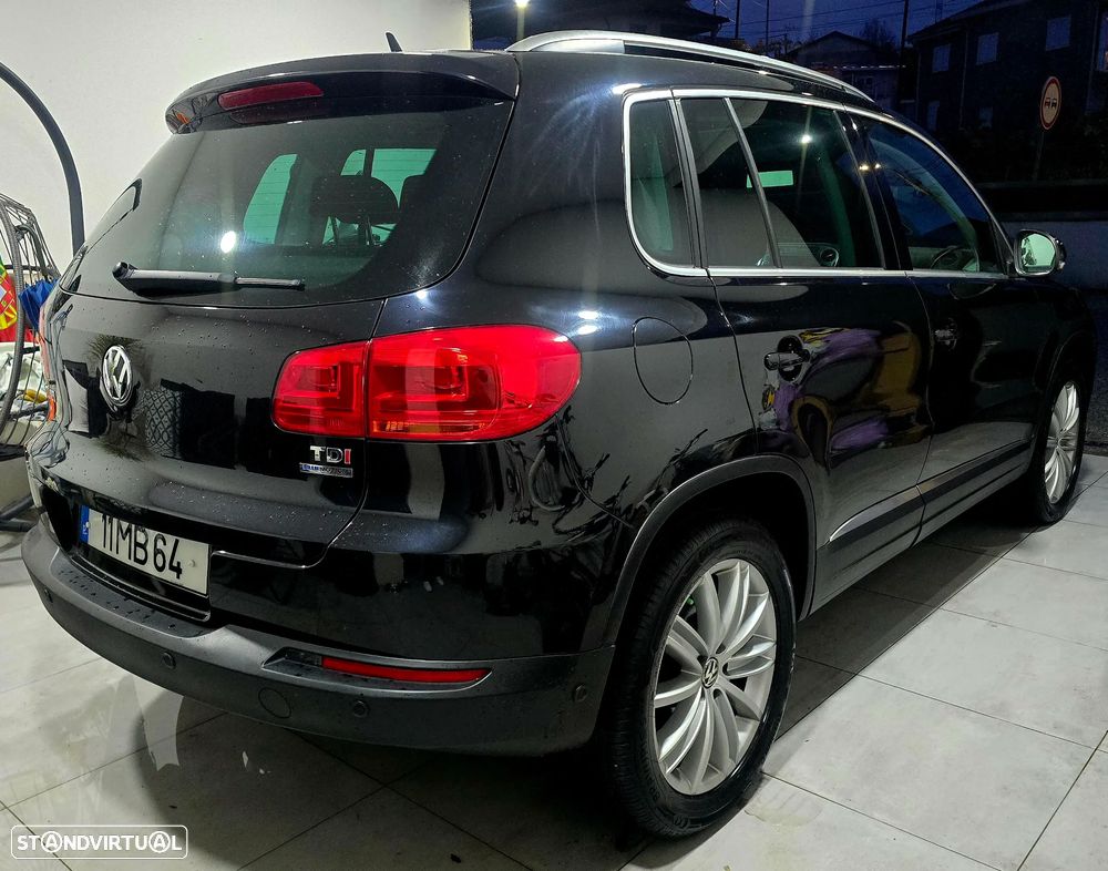 VW Tiguan 2.0 TDi Sport BlueMotion - 6