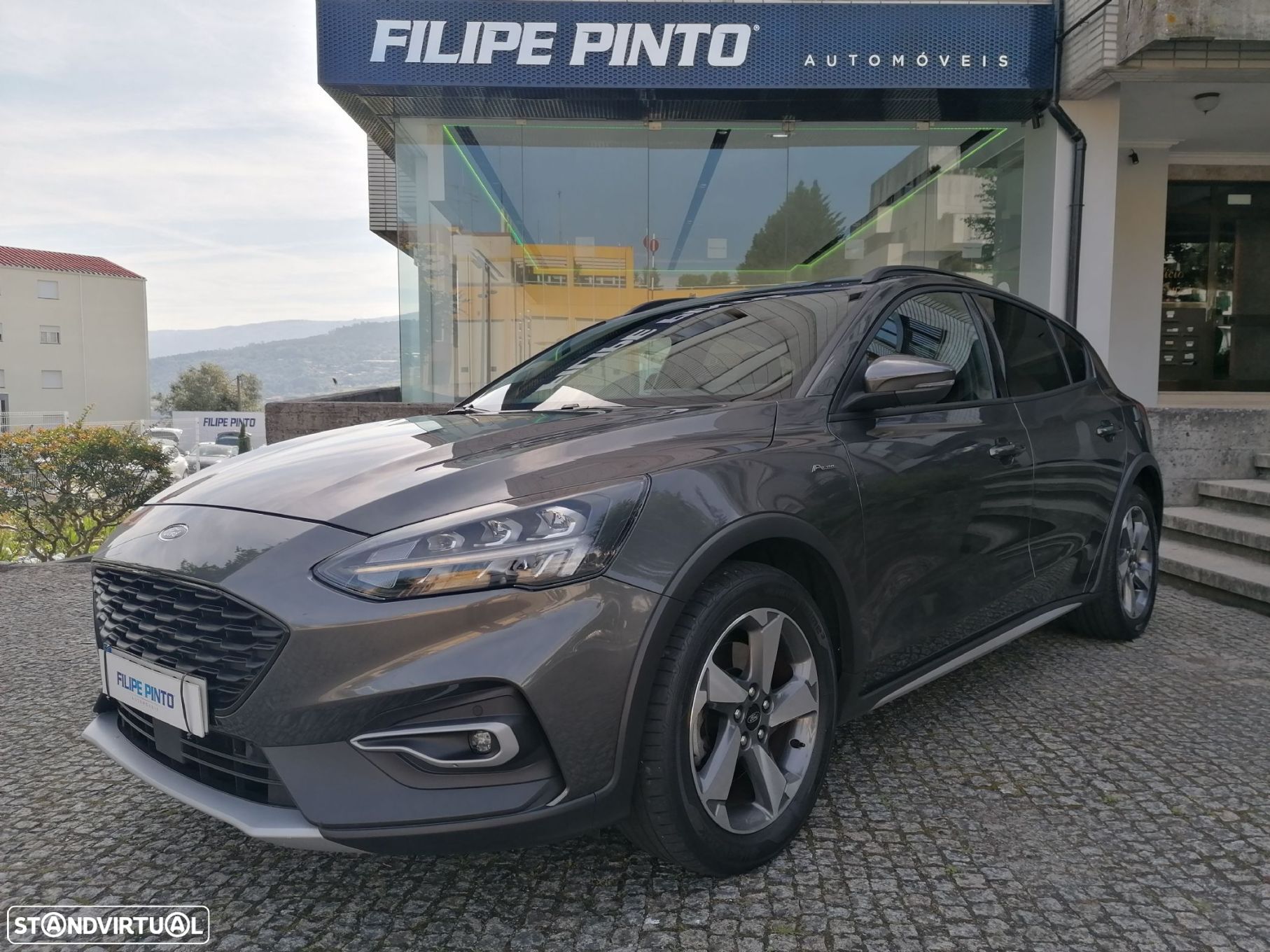 Ford Focus 1.0 EcoBoost Active X - 1