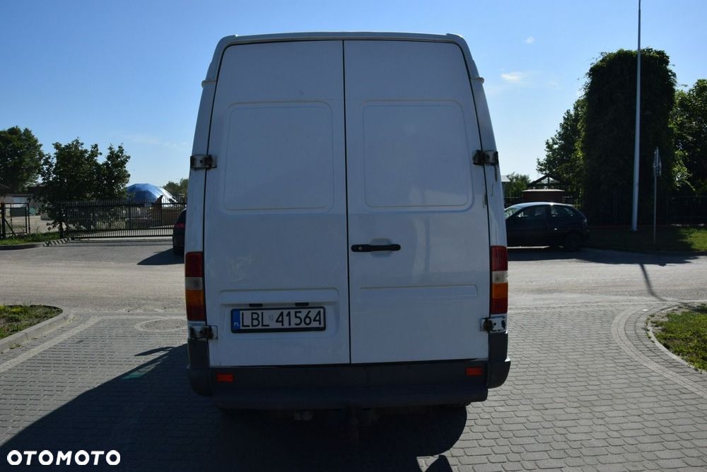 Mercedes-Benz Sprinter - 9