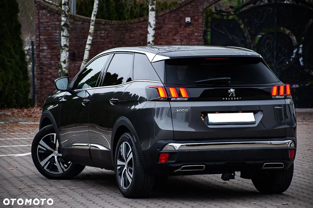 Peugeot 3008 PureTech 130 Stop & Start GPF Allure Business-Paket - 16