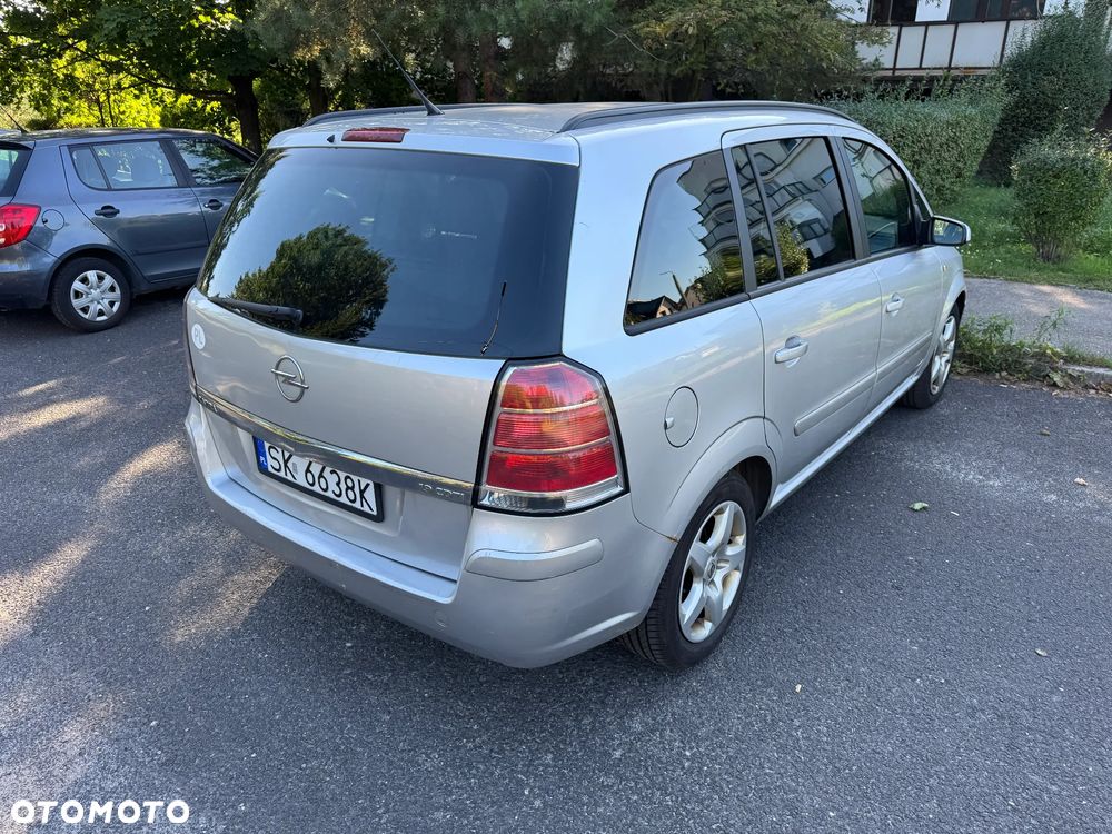 Opel Zafira 1.9 CDTI Elegance - 3