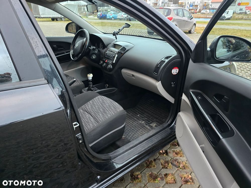 Kia Ceed 1.4 Comfort - 9