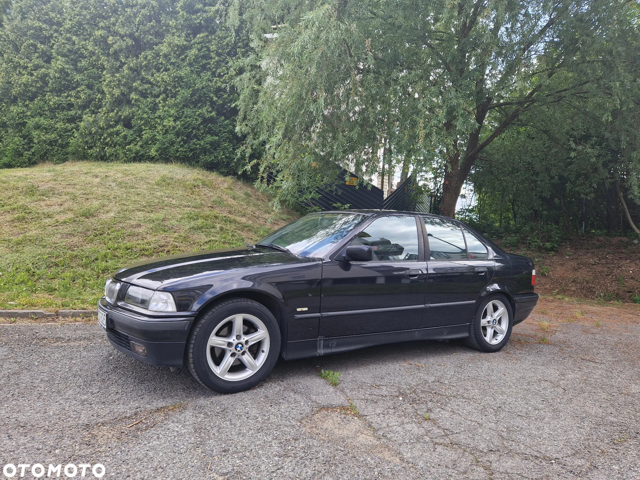 BMW Seria 3 325td - 3