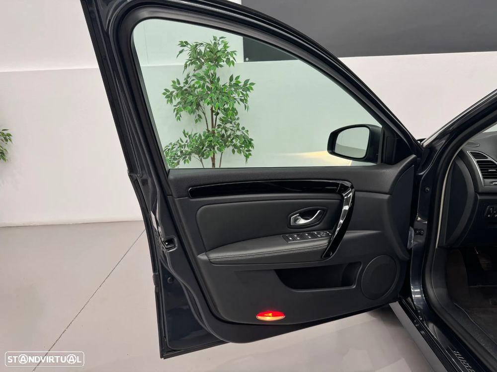 Renault Laguna ENERGY dCi 130 FAP Start & Stop Bose Edition - 15