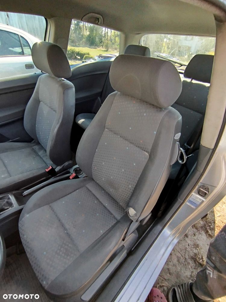 Volkswagen Polo - 3