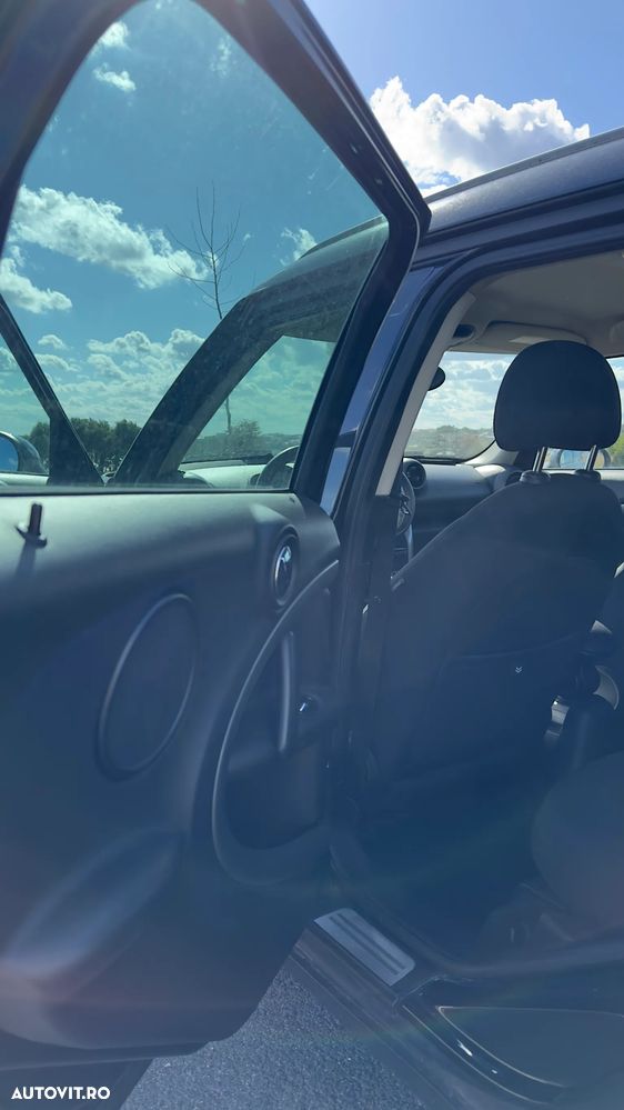 Mini Countryman Cooper D ALL4 AT - 11