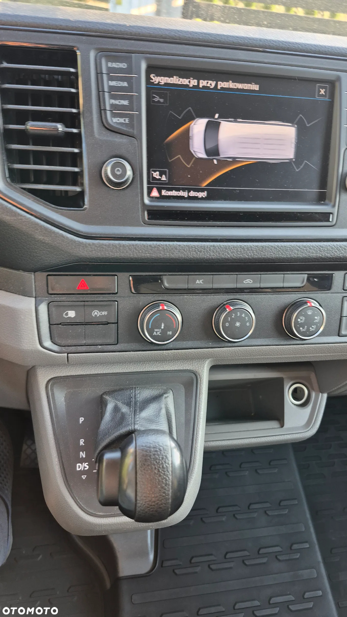 Volkswagen Crafter - 12
