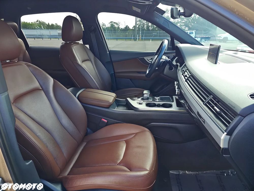 Audi Q7 ver-3-0-tfsi-quattro-tiptronic - 9