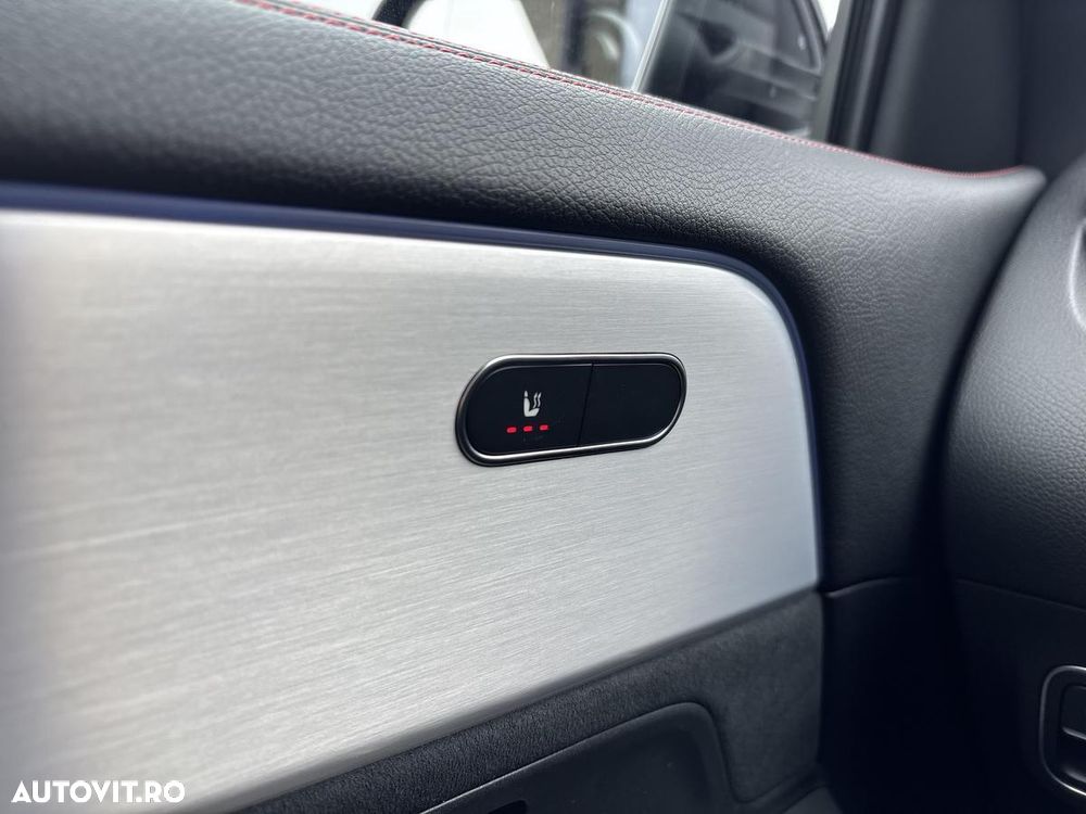 Mercedes-Benz GLA 200 d Aut. - 23