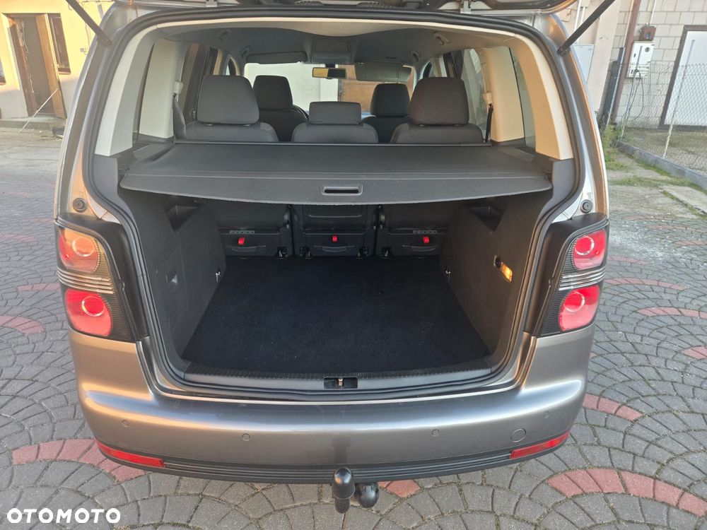 Volkswagen Touran 2.0 TDI DPF Freestyle - 21