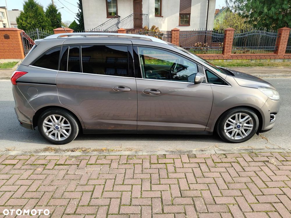 Ford Grand C-MAX Titanium - 9