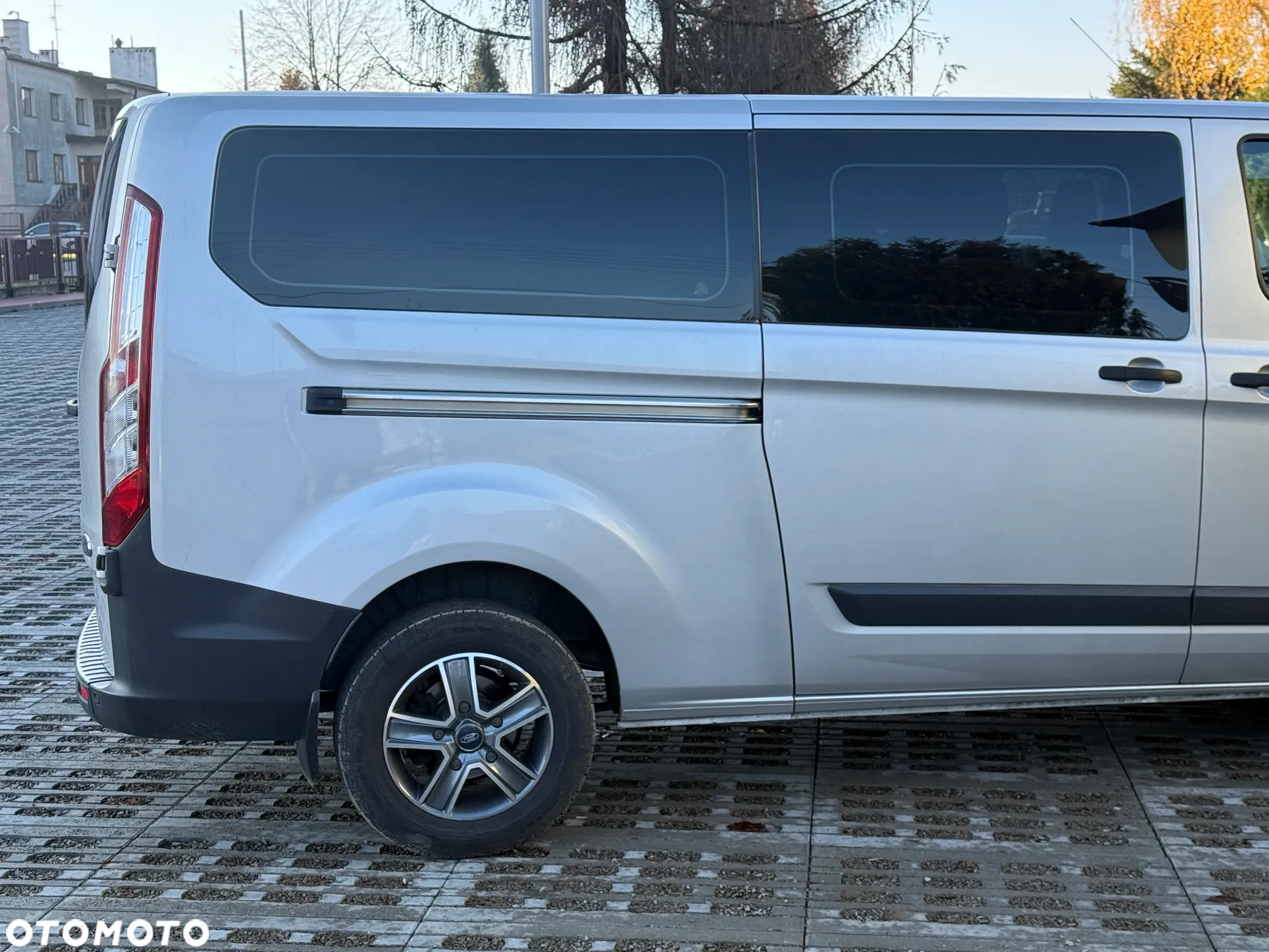 Ford Transit Custom 290 L2H1 Trend - 9