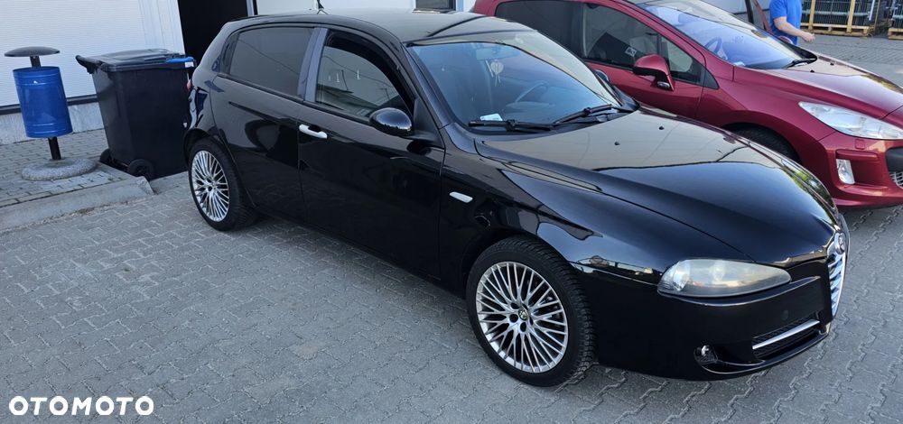 Alfa Romeo 147 1.6 Twin Spark Impression - 2