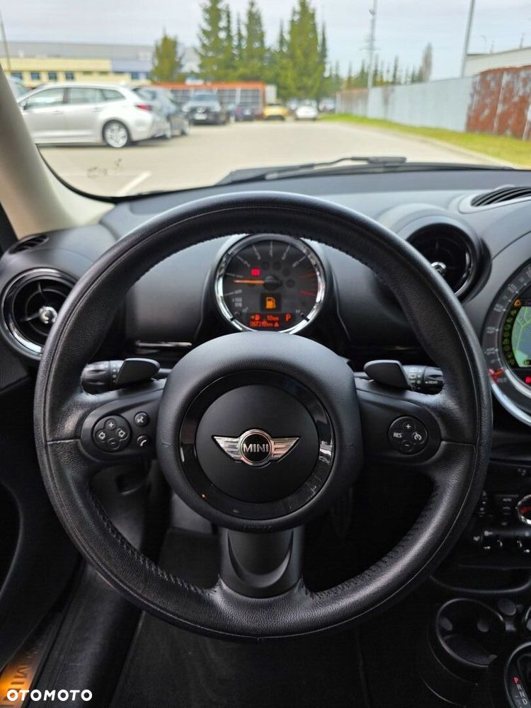 MINI Countryman - 25