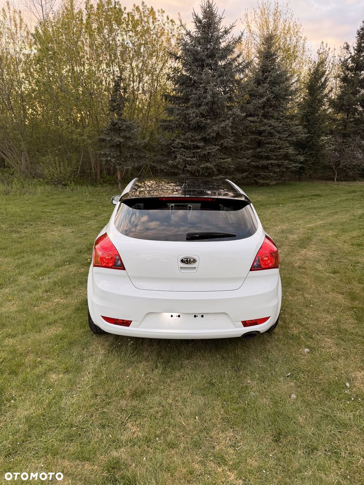 Kia ProCeed 1.4 CVVT Edition 7 - 18