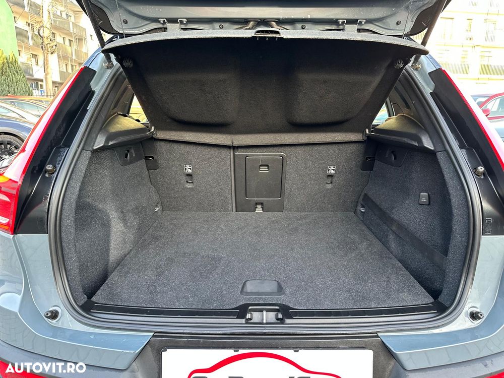 Volvo XC 40 Recharge T5 Twin Engine AT7 Inscription - 35