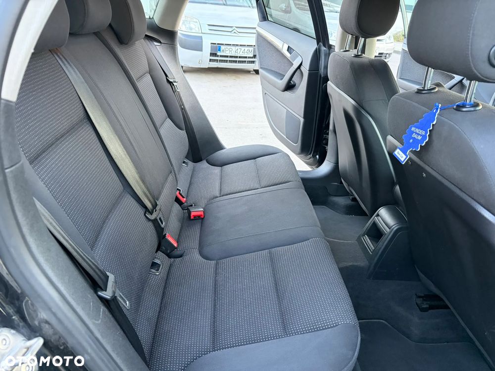 Audi A3 Sportback 2.0 TDI DPF Ambition - 16