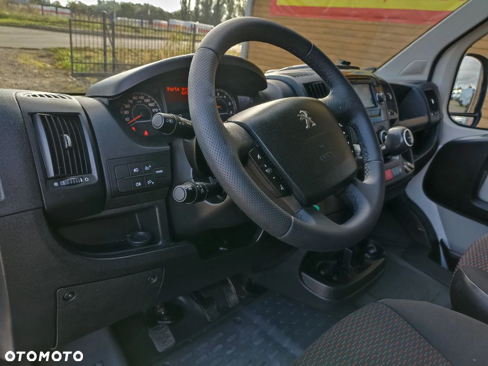 Peugeot BOXER - 13